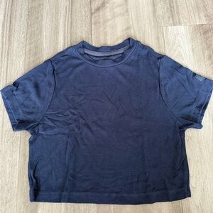 Set Active Navy Blue Cropped T-Shirt
